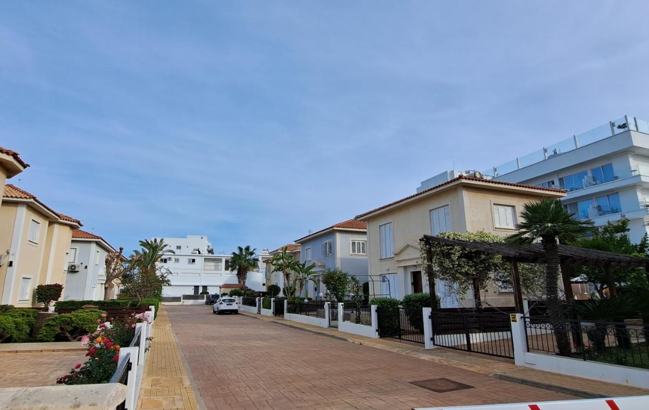 Villa Marina By Fig Tree Bay Protaras Exterior photo